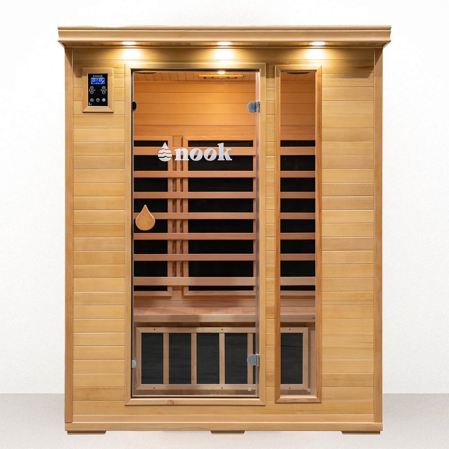 Nook Core 3-person infrared sauna front view